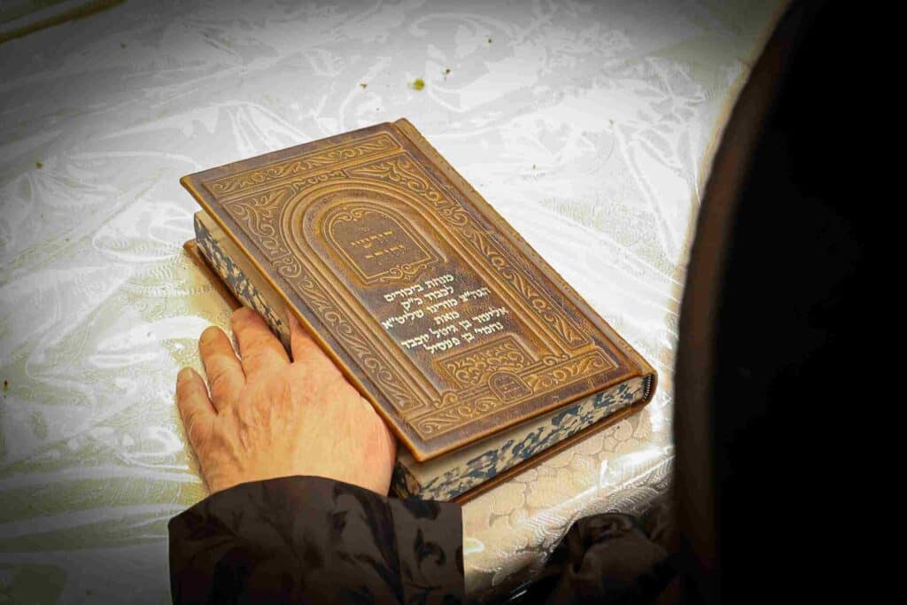 גלריה: מעמד לחיים במעונו של הגה"צ רבי יעקב מאיר שכטר