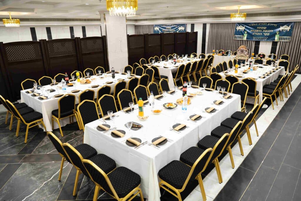 בהשתתפות בן האדמו"ר: ספר תורה הופקד עד ביאת המשיח