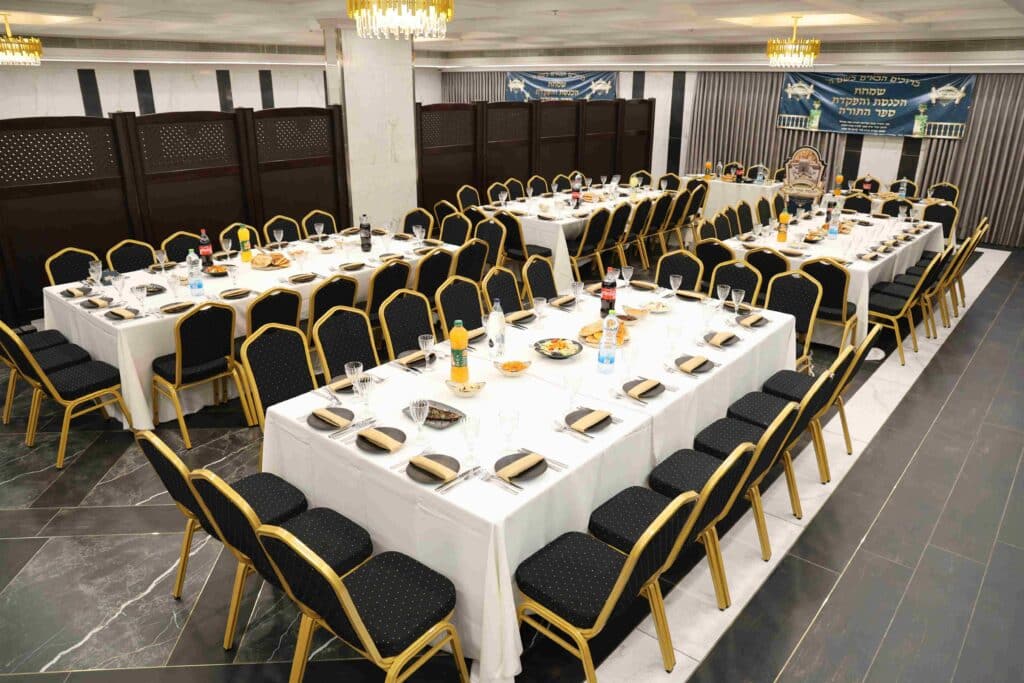 בהשתתפות בן האדמו"ר: ספר תורה הופקד עד ביאת המשיח