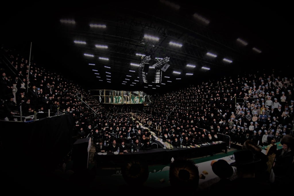 בלונדון חנכו את בניין תלמוד תורה ויז'ניץ בשילוב הכנסת ס"ת בלונדון חנכו את בניין תלמוד תורה ויז'ניץ בשילוב הכנסת ס"ת