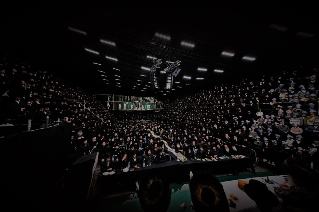 בלונדון חנכו את בניין תלמוד תורה ויז'ניץ בשילוב הכנסת ס"ת בלונדון חנכו את בניין תלמוד תורה ויז'ניץ בשילוב הכנסת ס"ת