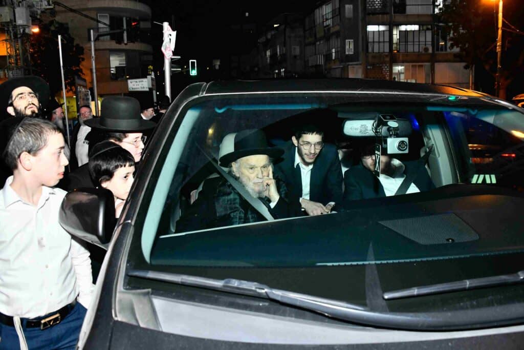 שרידה לדור דעה: אלפים ליוו למנוחות את הרבנית ברגמן ע"ה