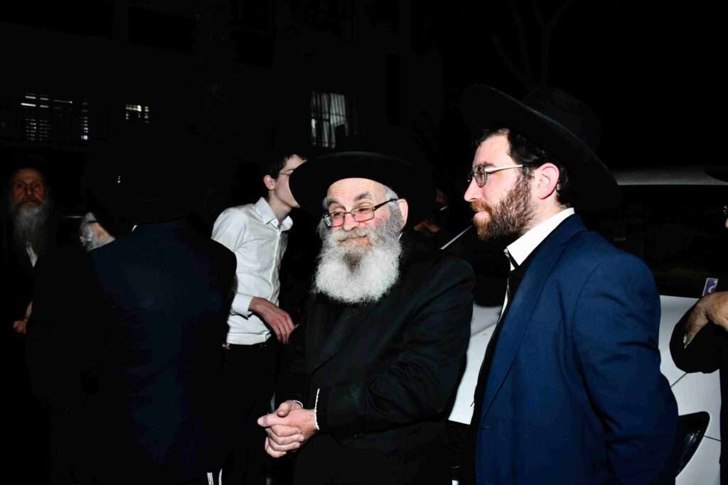 שרידה לדור דעה: אלפים ליוו למנוחות את הרבנית ברגמן ע"ה