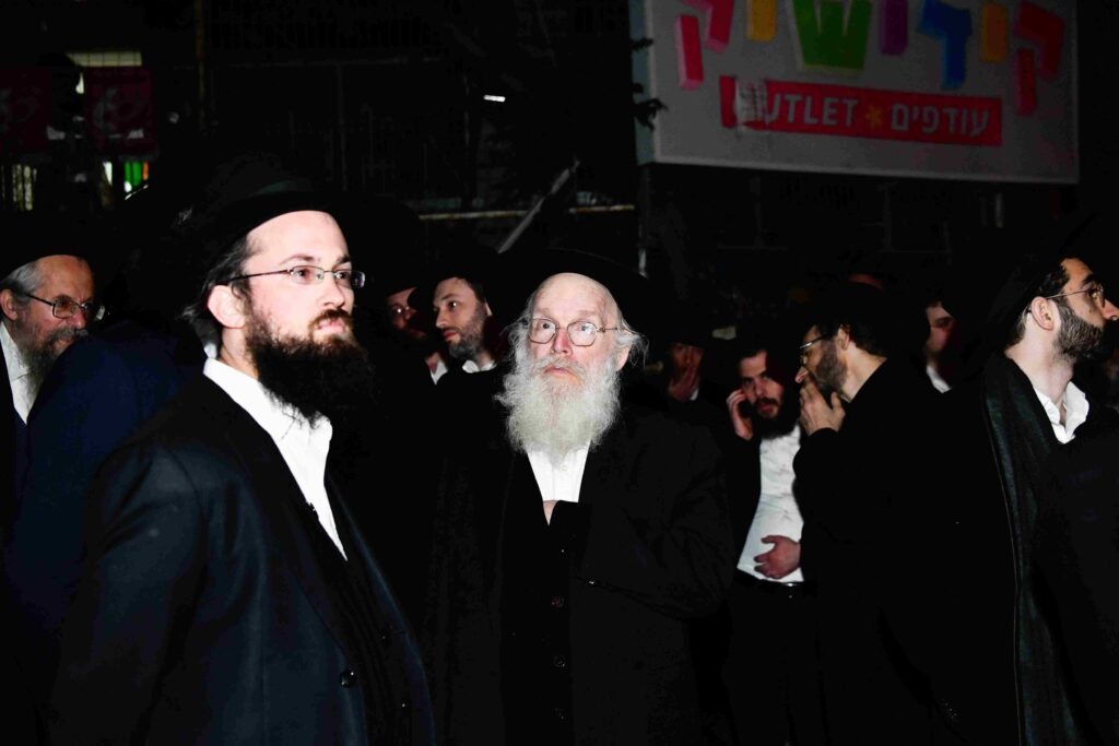 שרידה לדור דעה: אלפים ליוו למנוחות את הרבנית ברגמן ע"ה