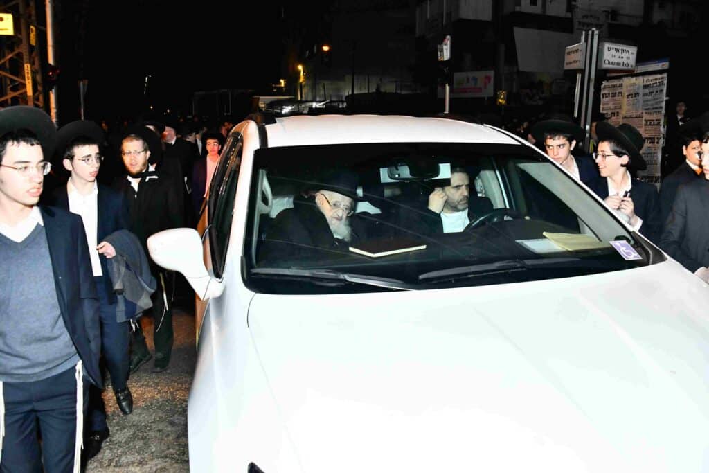 שרידה לדור דעה: אלפים ליוו למנוחות את הרבנית ברגמן ע"ה