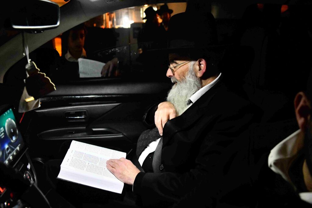 שרידה לדור דעה: אלפים ליוו למנוחות את הרבנית ברגמן ע"ה