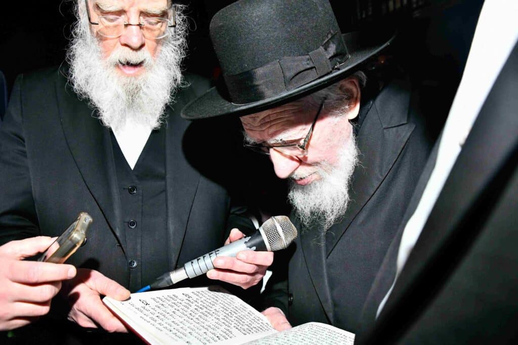 שרידה לדור דעה: אלפים ליוו למנוחות את הרבנית ברגמן ע"ה