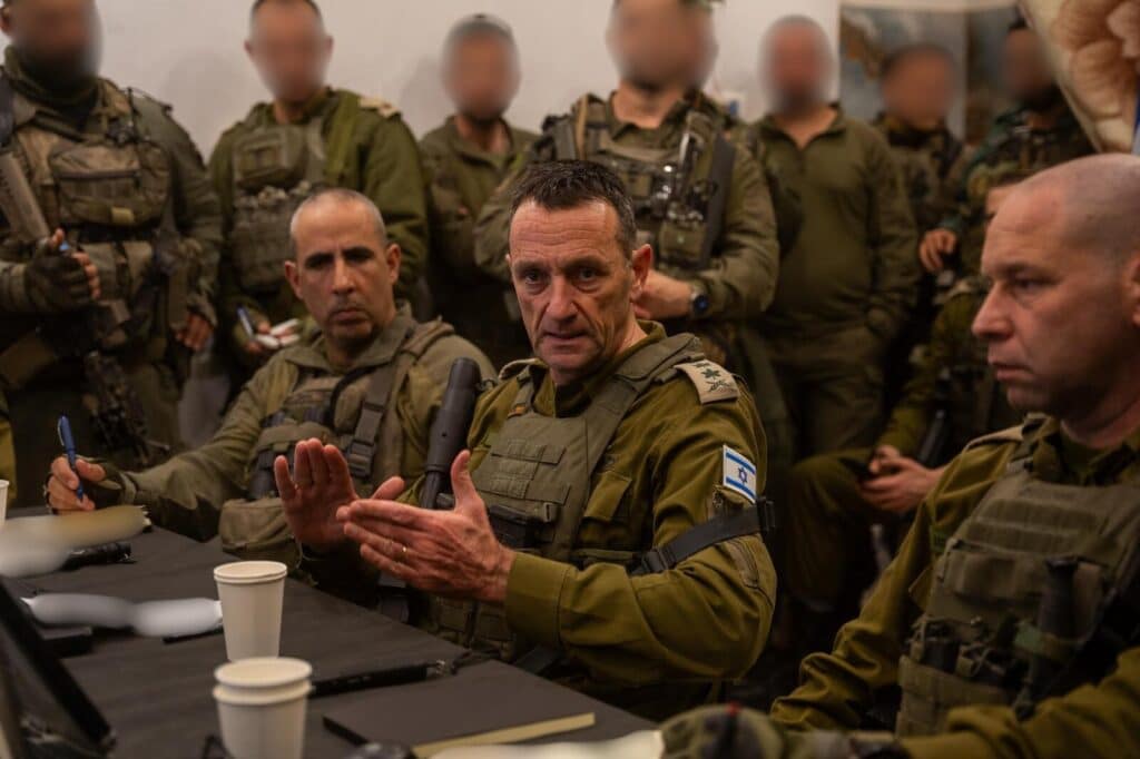 הרמטכ"ל: "חמאס יבין שהם צריכים להחזיר את החטופים"