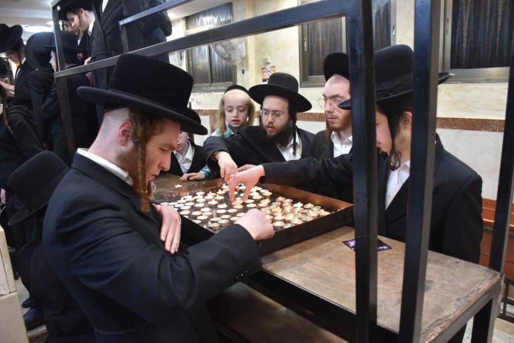 האדמו"ר מאלכסנדר ערך טיש ביום היארצייט של האדמו"ר השני