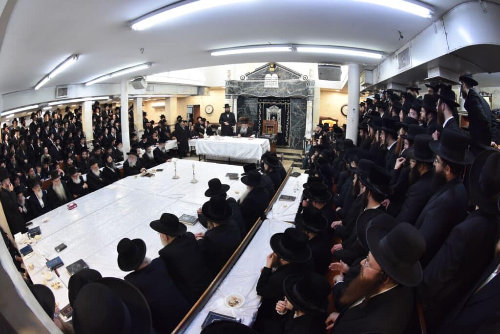 האדמו"ר מאלכסנדר ערך טיש ביום היארצייט של האדמו"ר השני