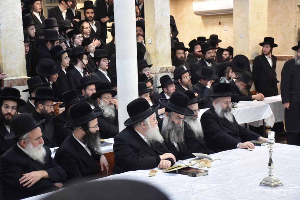 האדמו"ר מאלכסנדר ערך טיש ביום היארצייט של האדמו"ר השני