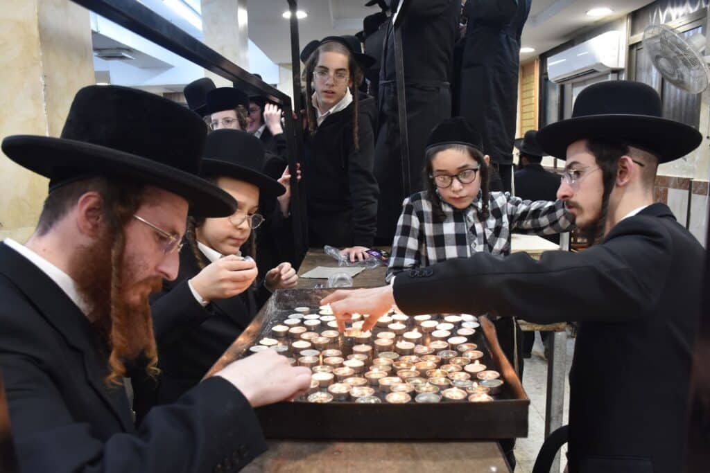 האדמו"ר מאלכסנדר ערך טיש ביום היארצייט של האדמו"ר השני