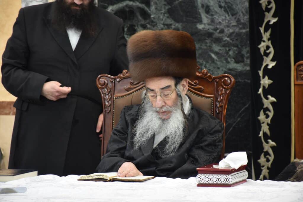 האדמו"ר מאלכסנדר ערך טיש ביום היארצייט של האדמו"ר השני