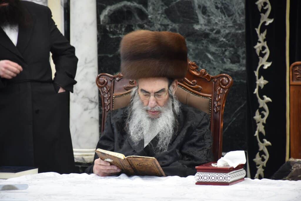 האדמו"ר מאלכסנדר ערך טיש ביום היארצייט של האדמו"ר השני