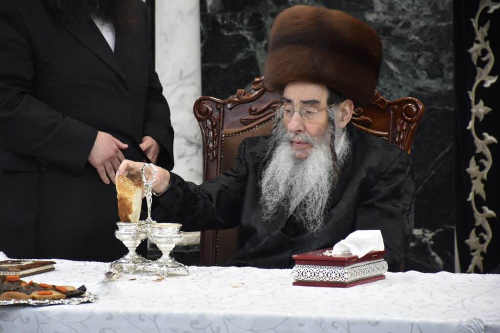 האדמו"ר מאלכסנדר ערך טיש ביום היארצייט של האדמו"ר השני