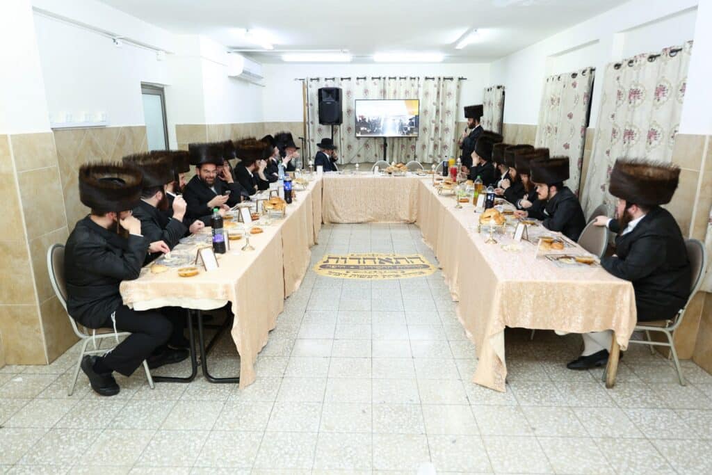 חיפה: ראשי הקהילות החסידיות התכנסו לוועידה מיוחדת