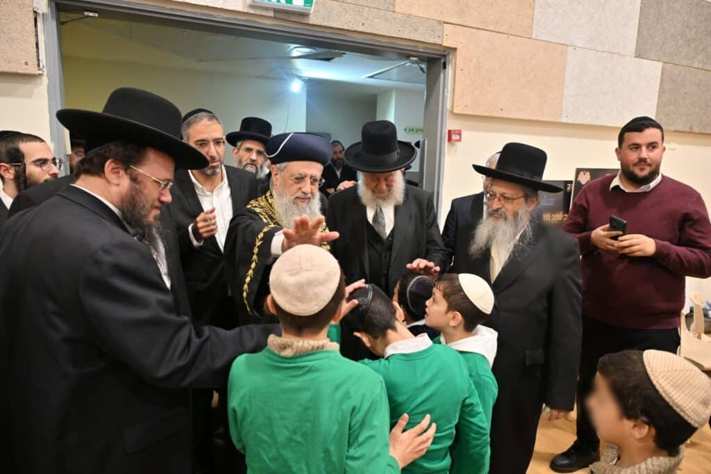 תיעוד מרגש: באשדוד חגגו מסיבת חנוכה לילדים המיוחדים תיעוד מרגש: באשדוד חגגו מסיבת חנוכה לילדים המיוחדים