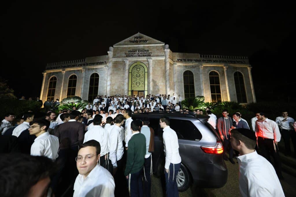 מרן הגרמ"ה הירש: "יש היום כל כך הרבה ניסיונות לבחורים"