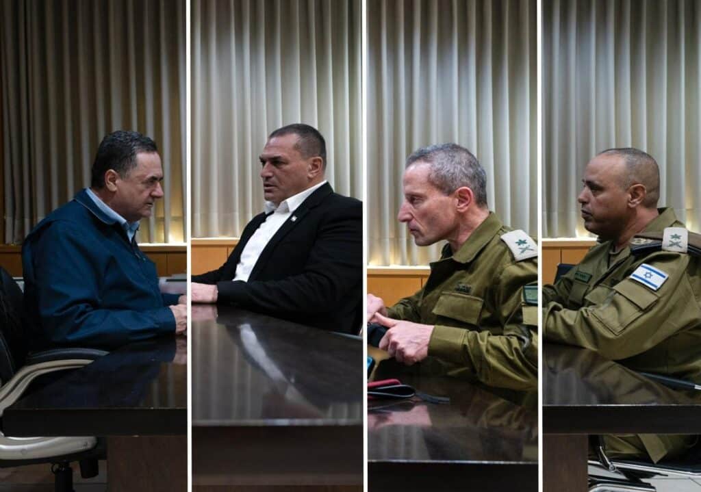 בין עסקת חטופים לעסקה פוליטית: זיסמן מסכם שבוע בין עסקת חטופים לעסקה פוליטית: זיסמן מסכם שבוע