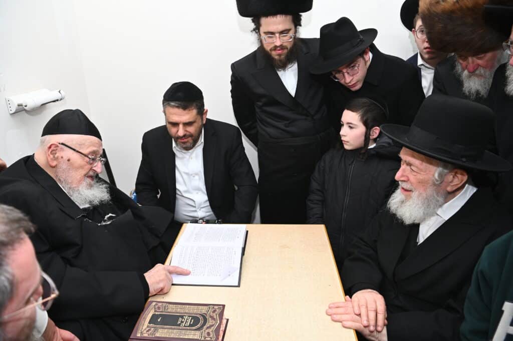 תיעוד: כשהגר"י זילברשטיין הסביר את תפילת "לקיים בנו"