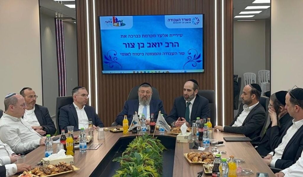 בן צור: הביטוח לאומי יקים בית חם בשבתות לנוער המתמודד
