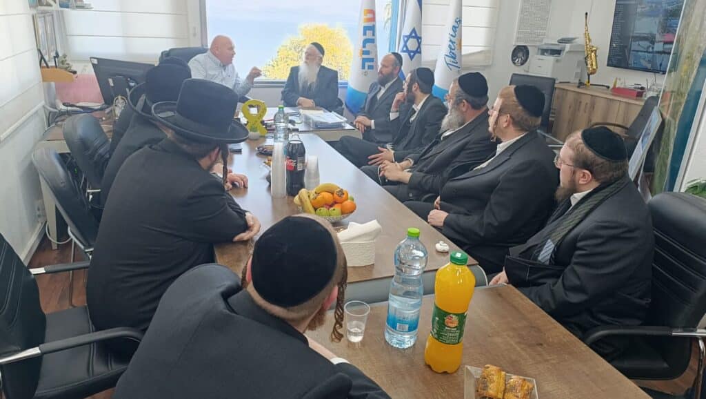 פרוש: "רואים תנופת התפתחות חסידית אדירה - מחויבים לסייע"