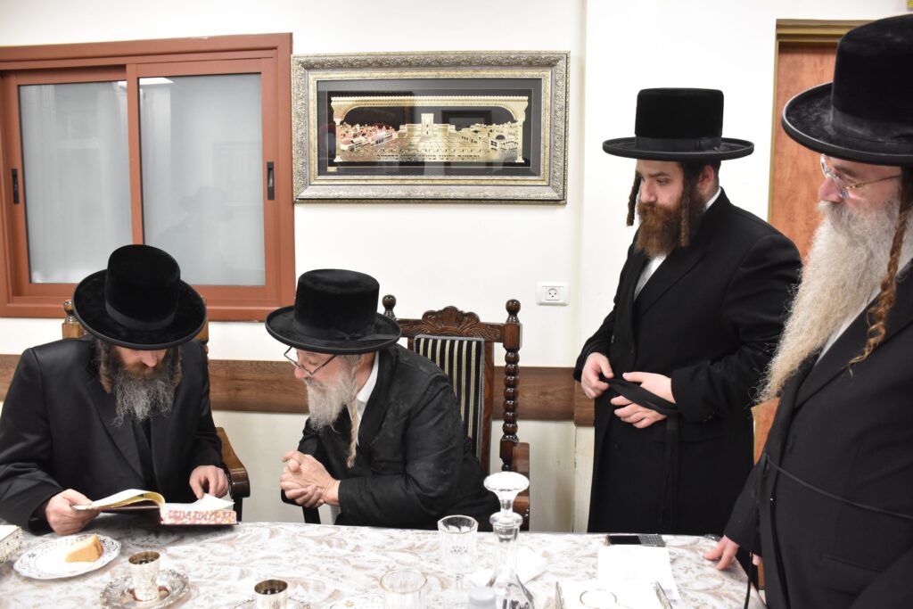 לקראת נישואי בנו: האדמו"רים מפיטסבורג ואשלג נועדו