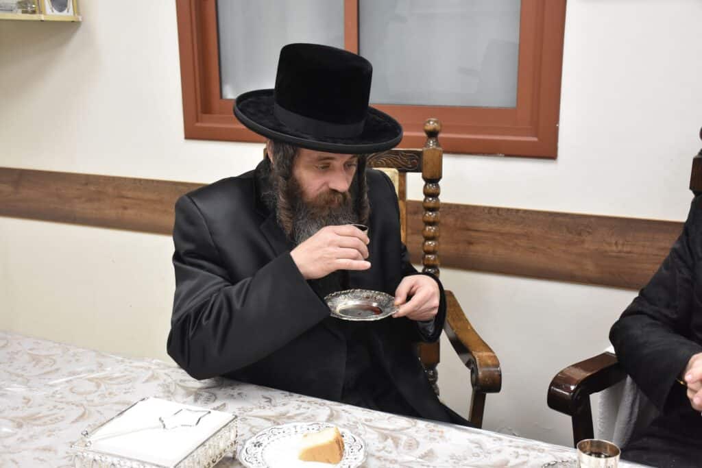 לקראת נישואי בנו: האדמו"רים מפיטסבורג ואשלג נועדו