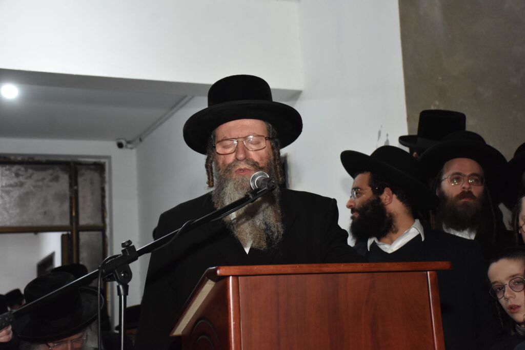 הקריעה וההספדים: הלוויית הרבנית גשטטנר אלמנת ה"להורות נתן"