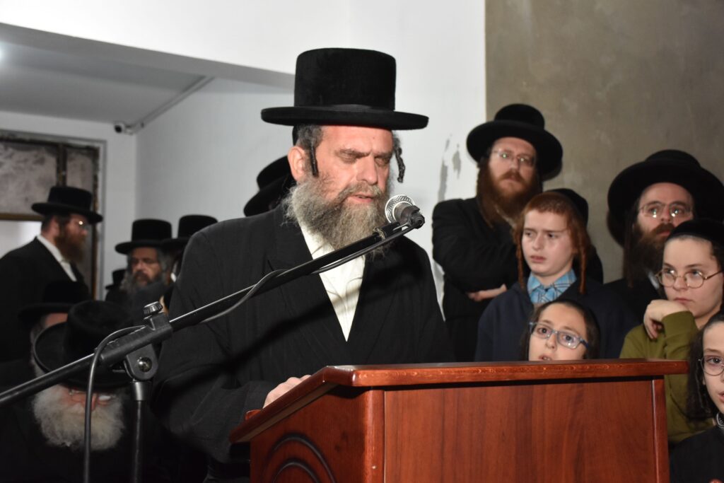 הקריעה וההספדים: הלוויית הרבנית גשטטנר אלמנת ה"להורות נתן"