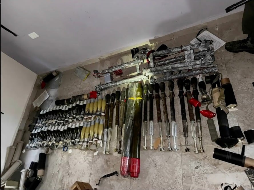 תיעוד מלבנון: צה"ל השמיד מצבורי נשק ומשגרי רקטות של חיזבאללה