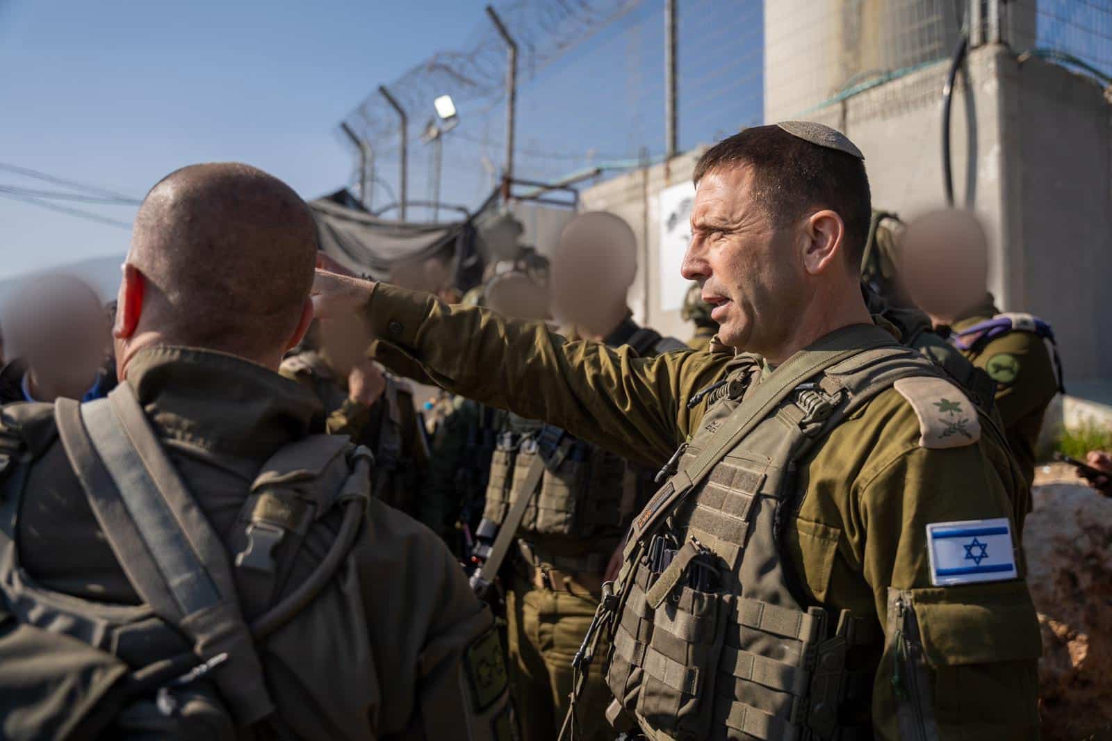 בזירת הפיגוע > האלוף בלוט: נפיק את הלקחים - את הטרור מנצחים בהתקפה ...
