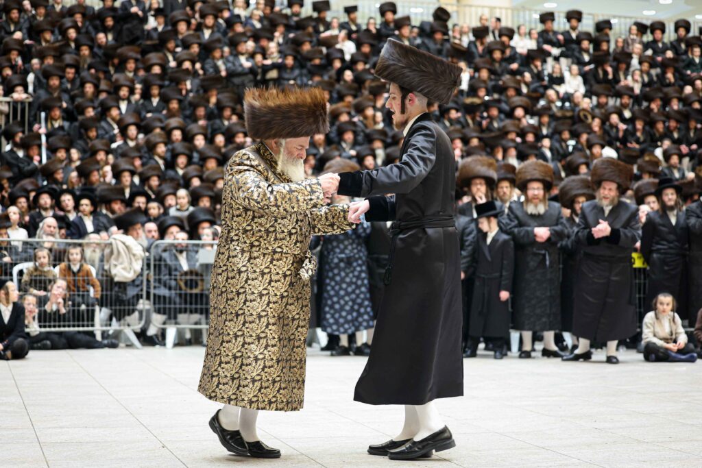 מהחופה ועד למצווה טאנץ: שמחת נישואי נכדת האדמו"ר מויז'ניץ