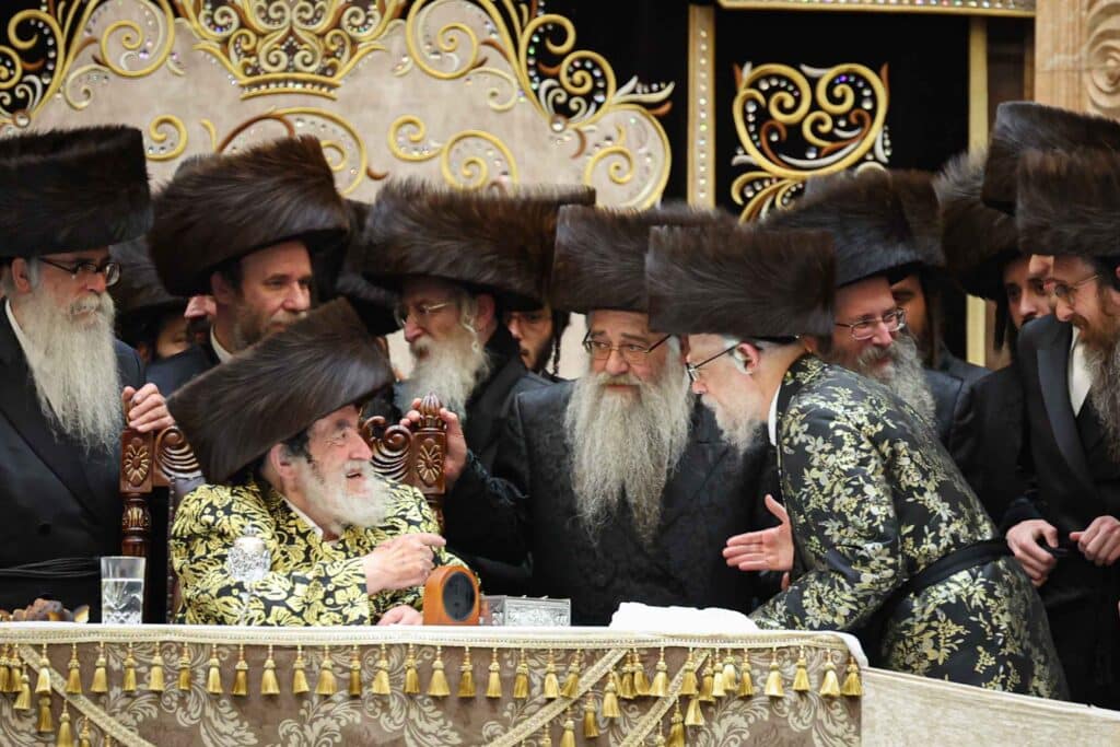 חסידים ואנשי מעשה: האנשים החזקים בחצרות האדמו"רים