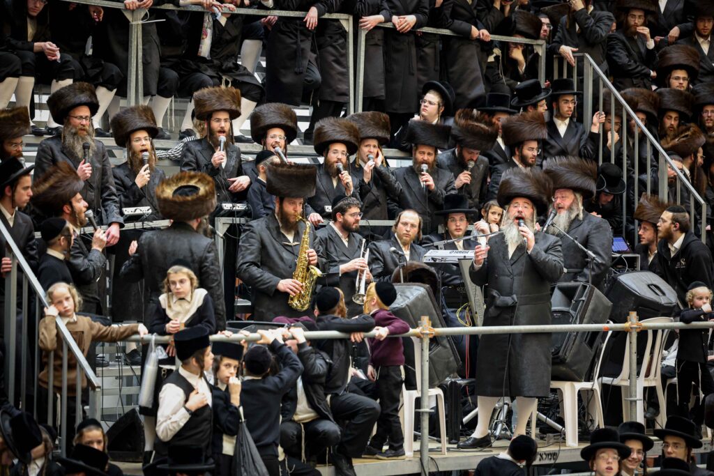 מהחופה ועד למצווה טאנץ: שמחת נישואי נכדת האדמו"ר מויז'ניץ