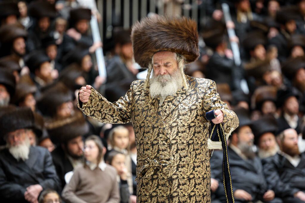 מהחופה ועד למצווה טאנץ: שמחת נישואי נכדת האדמו"ר מויז'ניץ