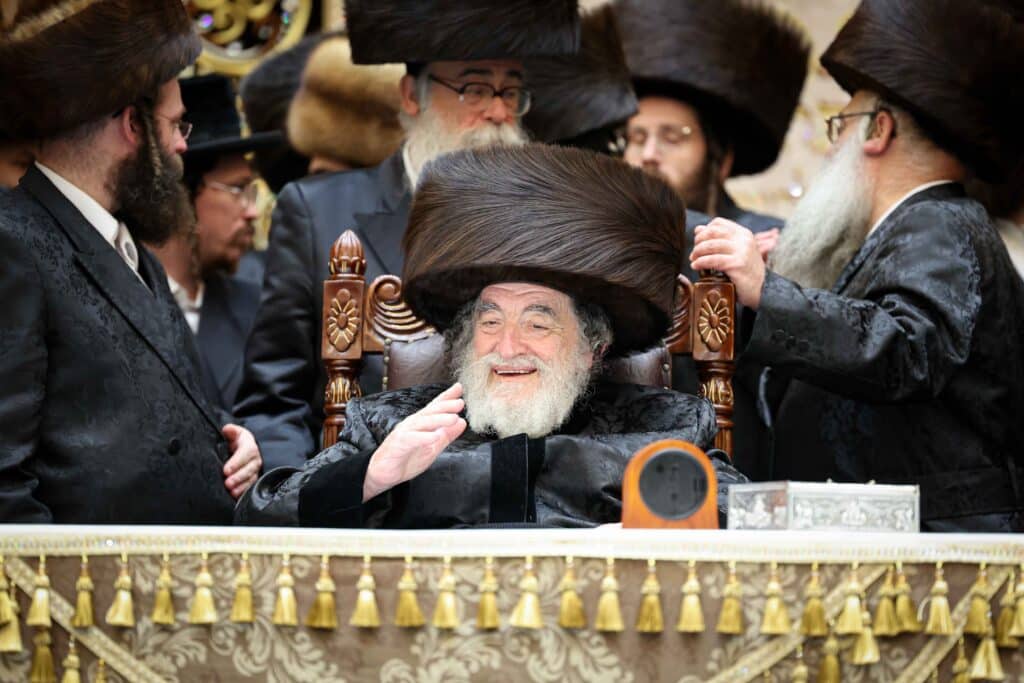 מהחופה ועד למצווה טאנץ: שמחת נישואי נכדת האדמו"ר מויז'ניץ