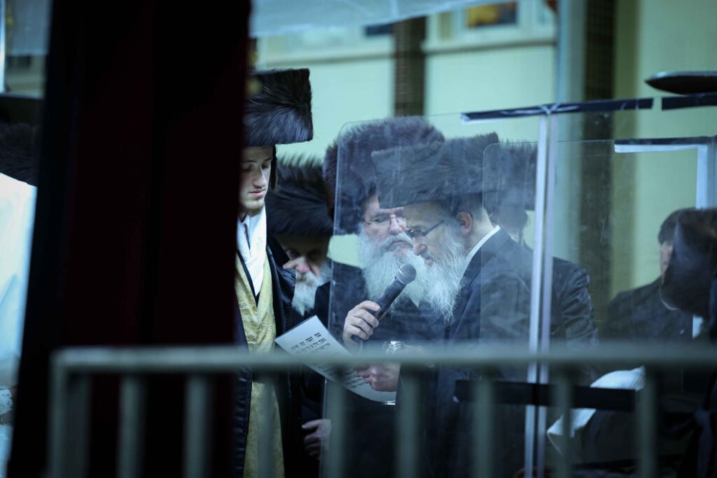 מהחופה ועד למצווה טאנץ: שמחת נישואי נכדת האדמו"ר מויז'ניץ