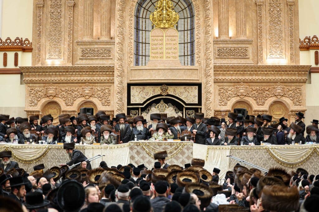 מהחופה ועד למצווה טאנץ: שמחת נישואי נכדת האדמו"ר מויז'ניץ