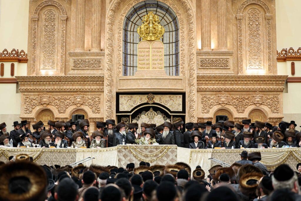 מהחופה ועד למצווה טאנץ: שמחת נישואי נכדת האדמו"ר מויז'ניץ