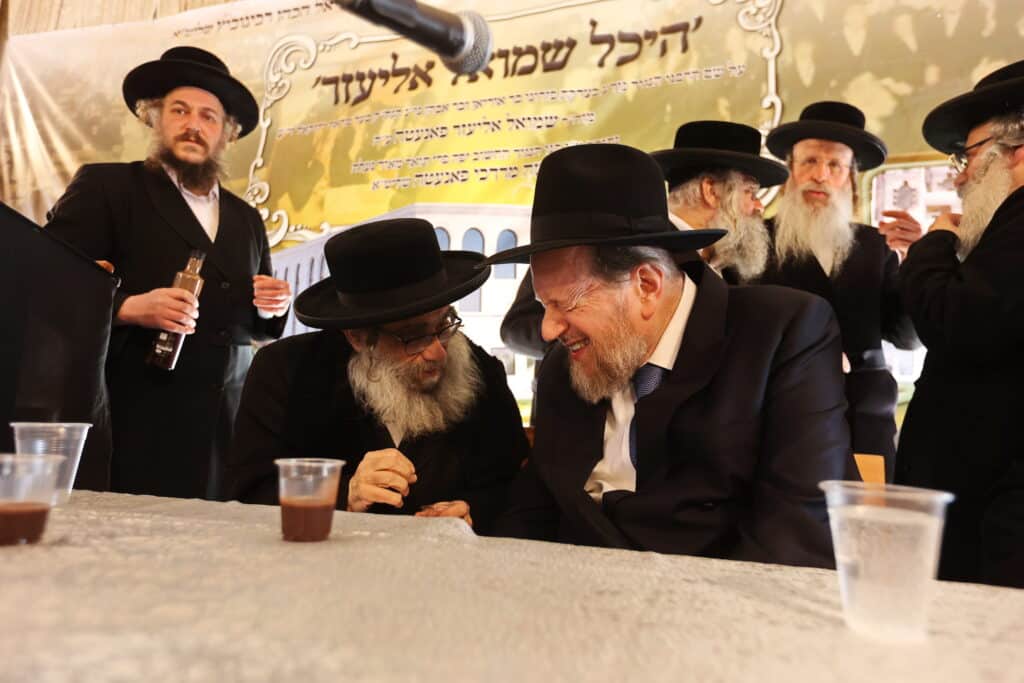 המקובל הירושלמי ערך טיש לתלמידי הת"ת והישיבה שבנשיאותו