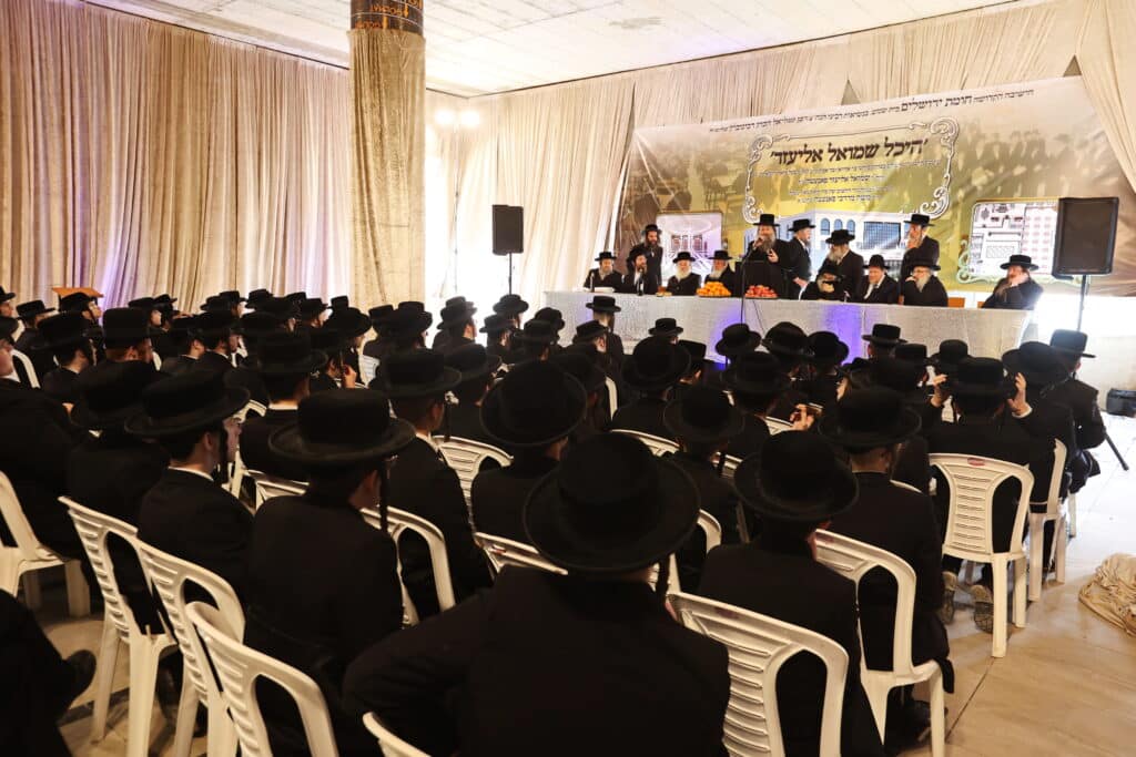 המקובל הירושלמי ערך טיש לתלמידי הת"ת והישיבה שבנשיאותו