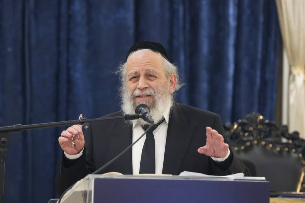 "זו הדרך לנצח את המלחמה": כ-800 בחורים כתבו חבורות בעיון "זו הדרך לנצח את המלחמה": כ-800 בחורים כתבו חבורות בעיון