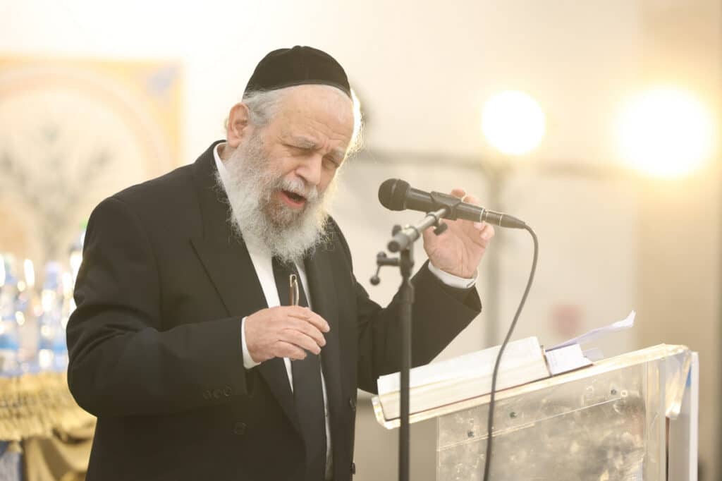 "זו הדרך לנצח את המלחמה": כ-800 בחורים כתבו חבורות בעיון "זו הדרך לנצח את המלחמה": כ-800 בחורים כתבו חבורות בעיון