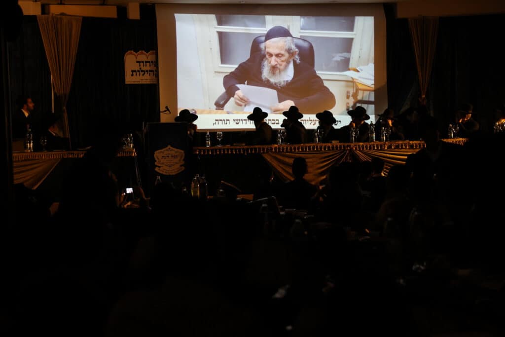 "זו הדרך לנצח את המלחמה": כ-800 בחורים כתבו חבורות בעיון "זו הדרך לנצח את המלחמה": כ-800 בחורים כתבו חבורות בעיון