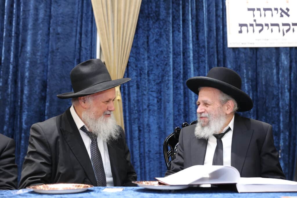 "זו הדרך לנצח את המלחמה": כ-800 בחורים כתבו חבורות בעיון "זו הדרך לנצח את המלחמה": כ-800 בחורים כתבו חבורות בעיון