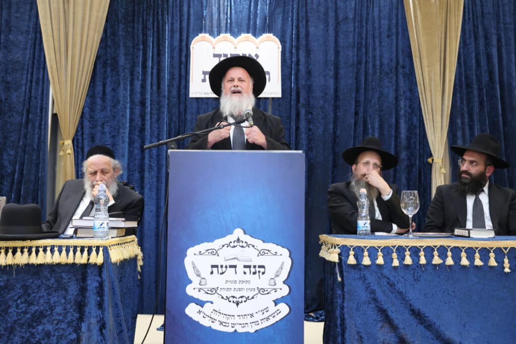 "זו הדרך לנצח את המלחמה": כ-800 בחורים כתבו חבורות בעיון "זו הדרך לנצח את המלחמה": כ-800 בחורים כתבו חבורות בעיון