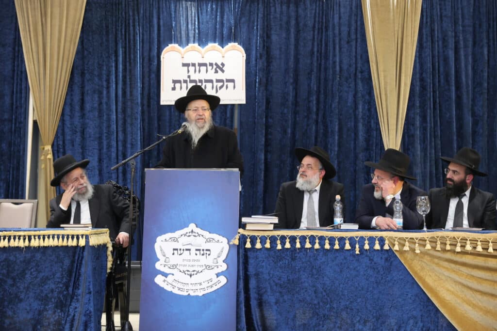 "זו הדרך לנצח את המלחמה": כ-800 בחורים כתבו חבורות בעיון "זו הדרך לנצח את המלחמה": כ-800 בחורים כתבו חבורות בעיון