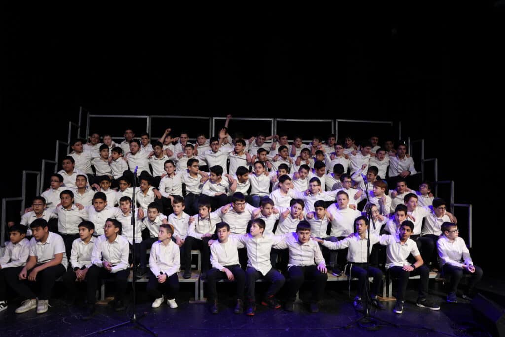 גלריה: בת"ת שארית ישראל ציינו את סיום מבצע תפילה במעמד מיוחד