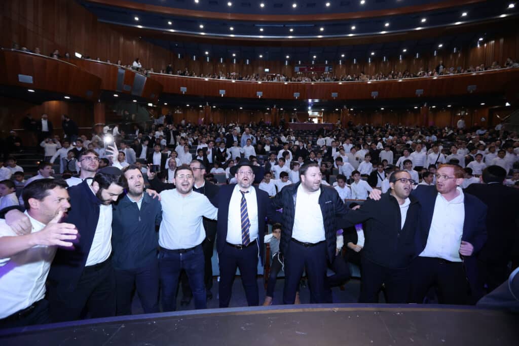 גלריה: בת"ת שארית ישראל ציינו את סיום מבצע תפילה במעמד מיוחד